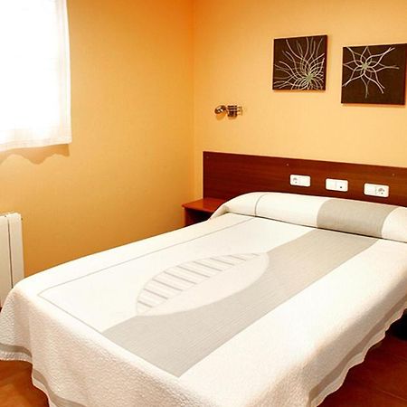 Alojamiento Numancia Pension Burgo Екстериор снимка